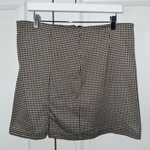 Brown and tan houndstooth skirt